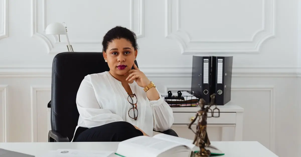 How to Select the Right Legal Career Path for You