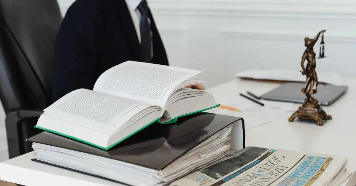 Choosing the Right Law Firm for Your Career Aspirations