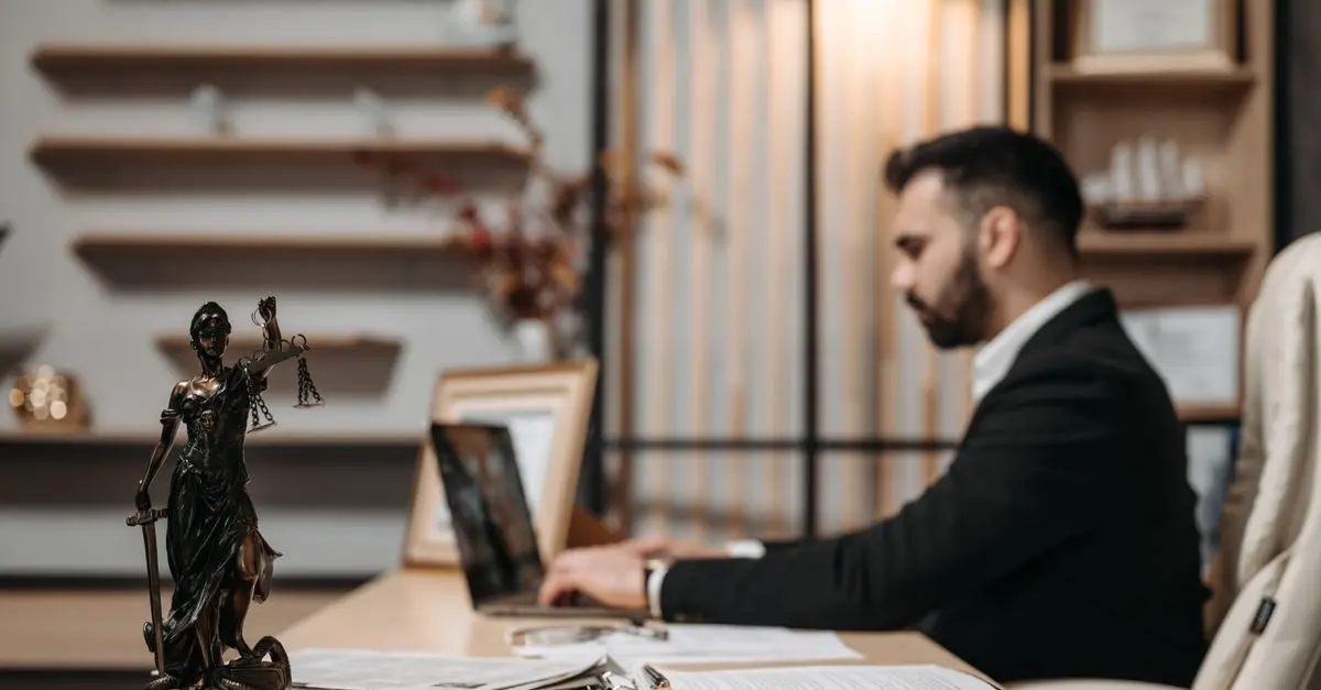 How to Evaluate Your Legal Career Options Effectively